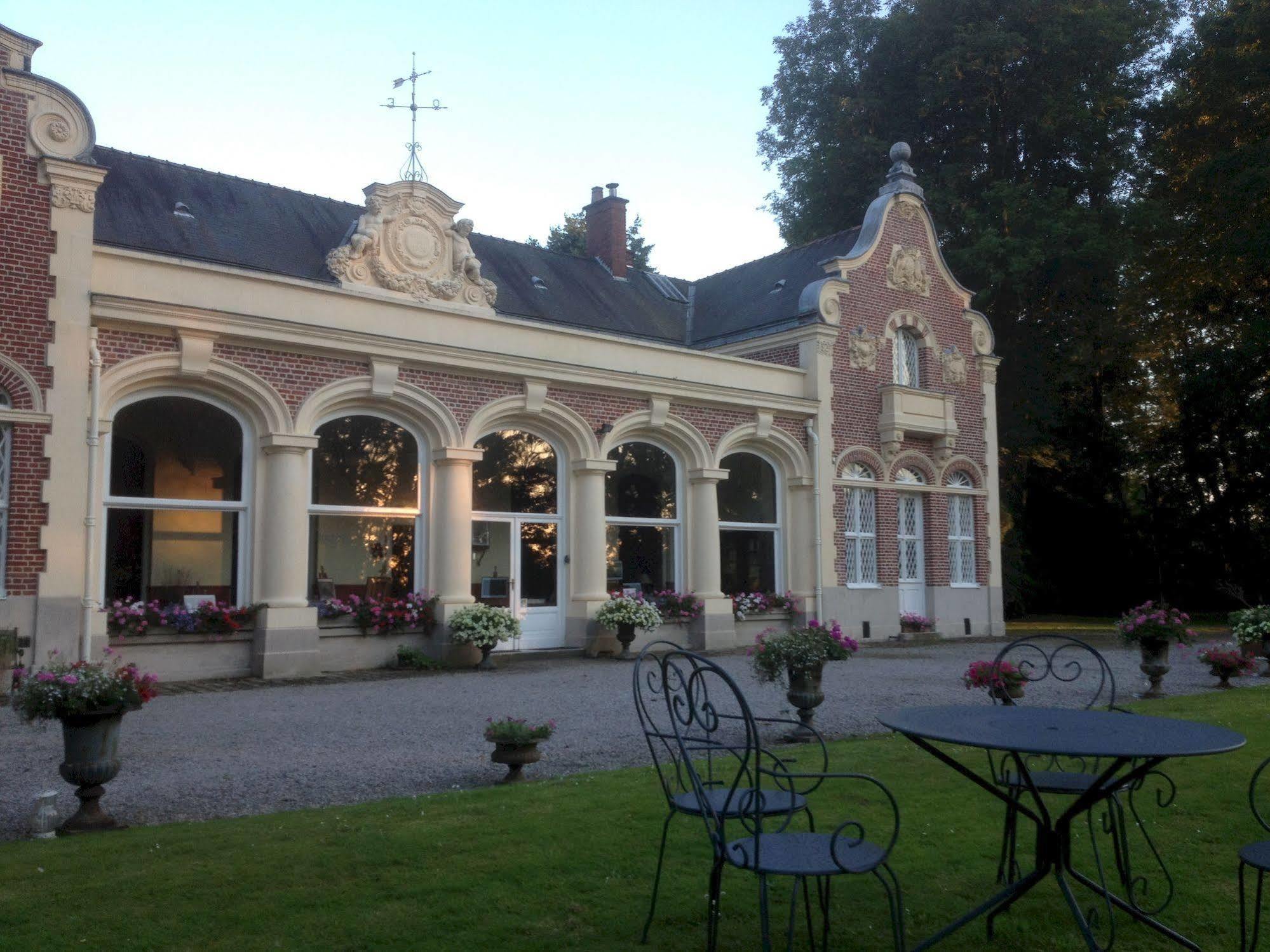 Le Château Des Ormes Acomodação com café da manhã Lambersart Exterior foto